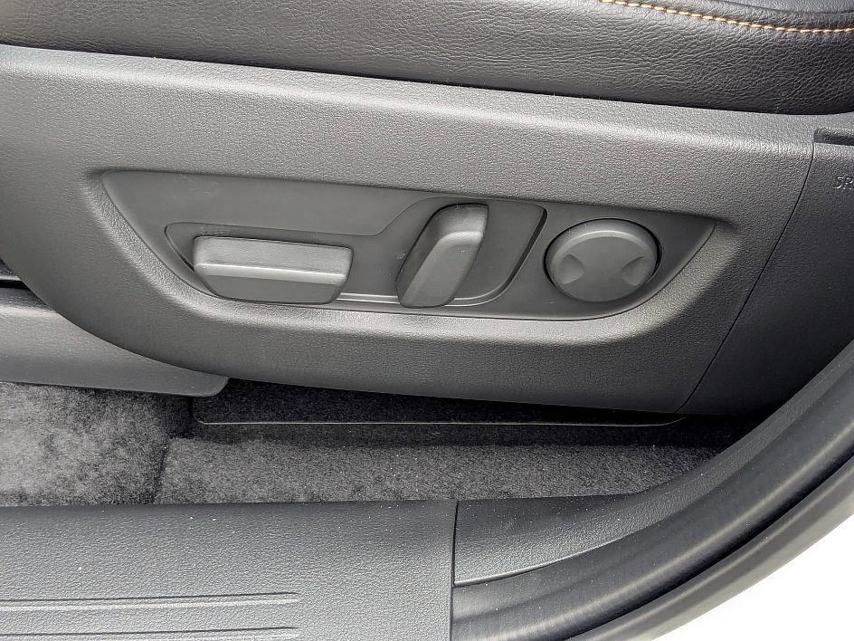 new 2025 Mazda CX-70 PHEV car, priced at $58,293