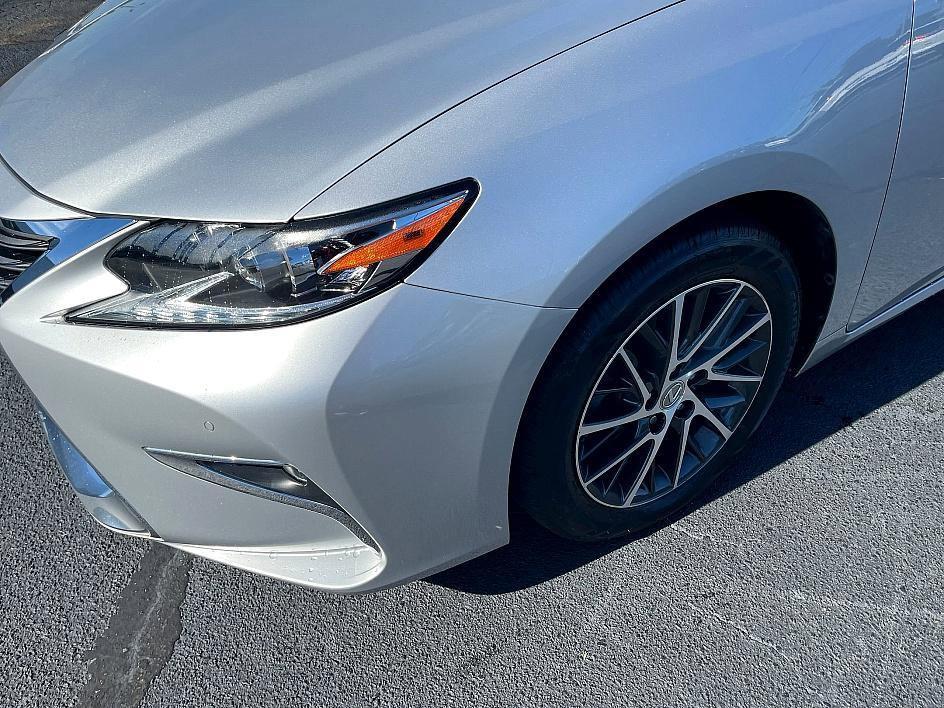 used 2016 Lexus ES 350 car, priced at $20,599