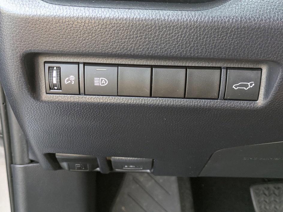 used 2020 Toyota RAV4 car, priced at $23,997