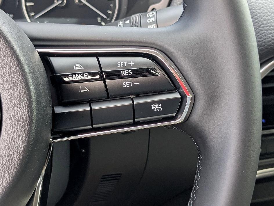 new 2025 Mazda CX-90 car, priced at $40,800