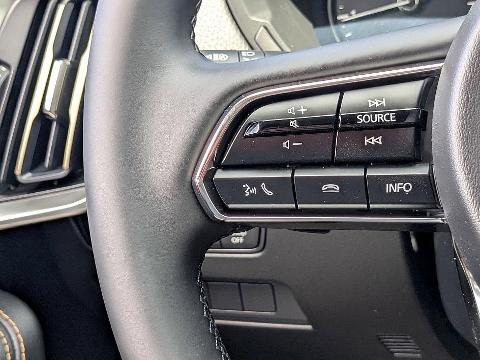 new 2025 Mazda CX-90 car, priced at $40,800
