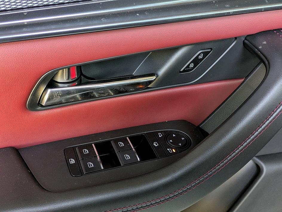 new 2025 Mazda CX-70 PHEV car, priced at $56,865