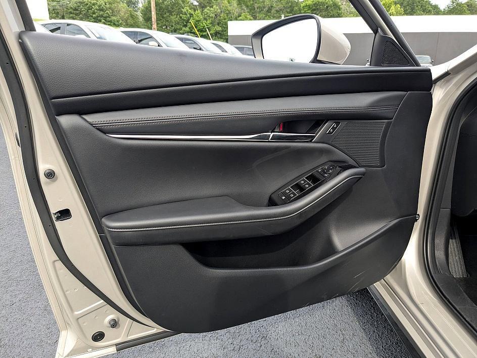 used 2025 Mazda Mazda3 car, priced at $27,126