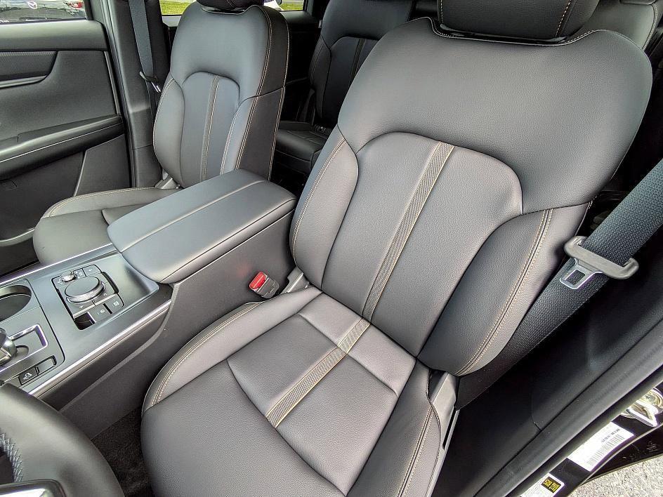 new 2025 Mazda CX-90 car, priced at $37,929