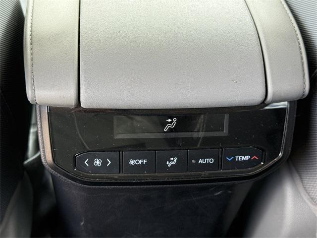 used 2021 Toyota Highlander car, priced at $25,981