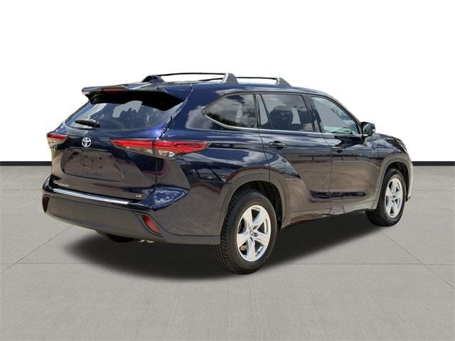 used 2021 Toyota Highlander car, priced at $25,981