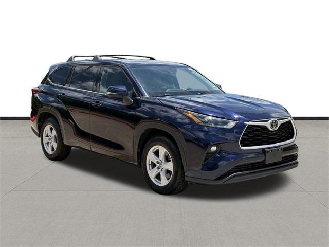 used 2021 Toyota Highlander car, priced at $25,981