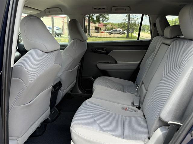 used 2021 Toyota Highlander car, priced at $25,981