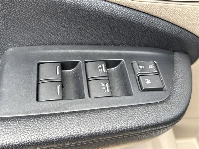 used 2022 Honda Pilot car, priced at $29,490