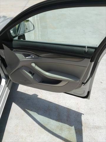 used 2009 Cadillac CTS car, priced at $3,900