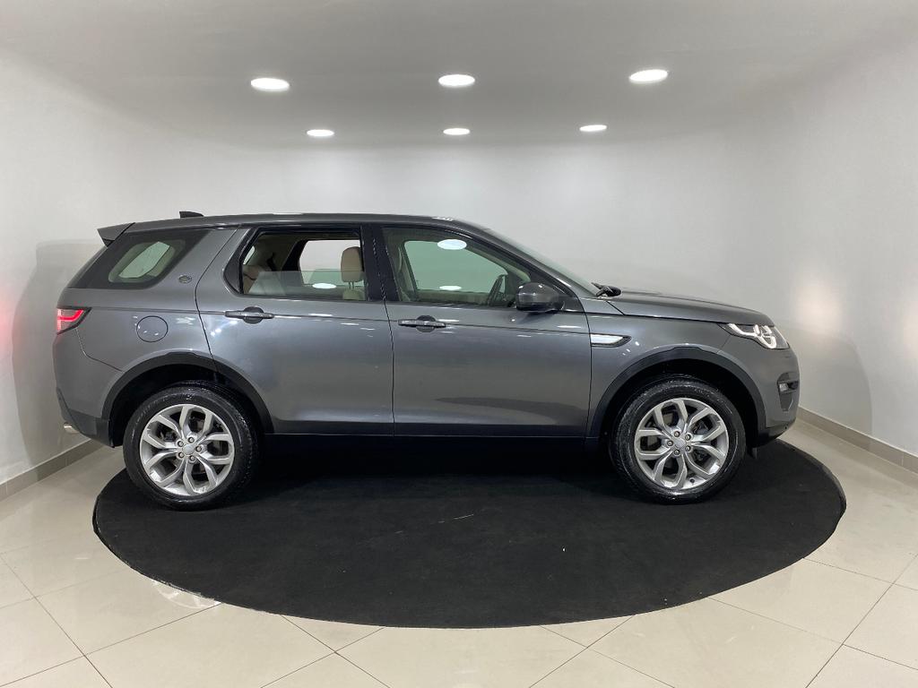 used 2017 Land Rover Discovery car, priced at $6,790