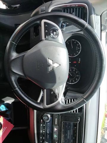 used 2014 Mitsubishi Outlander car, priced at $5,900
