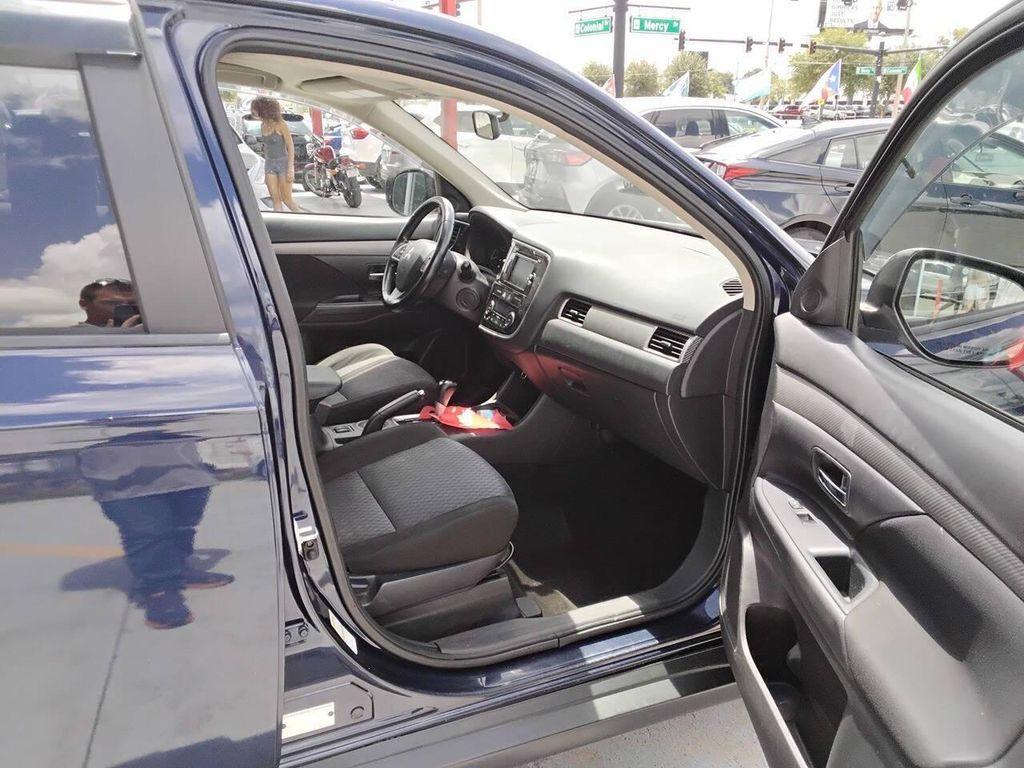 used 2014 Mitsubishi Outlander car, priced at $3,190