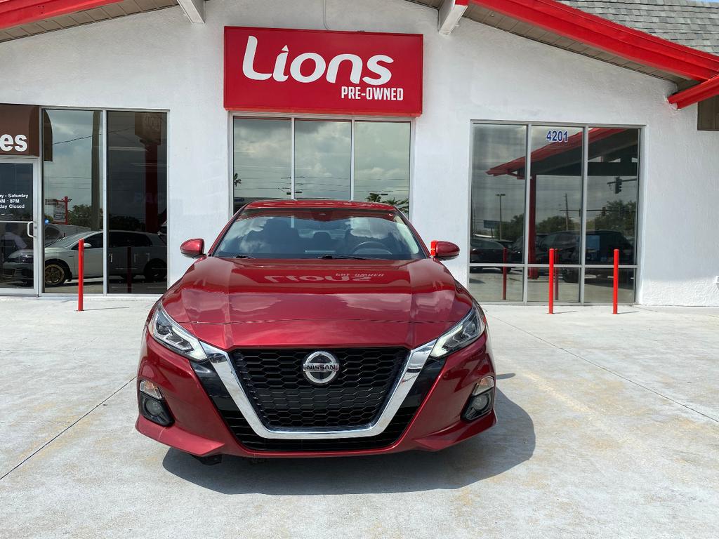 used 2019 Nissan Altima car, priced at $13,900
