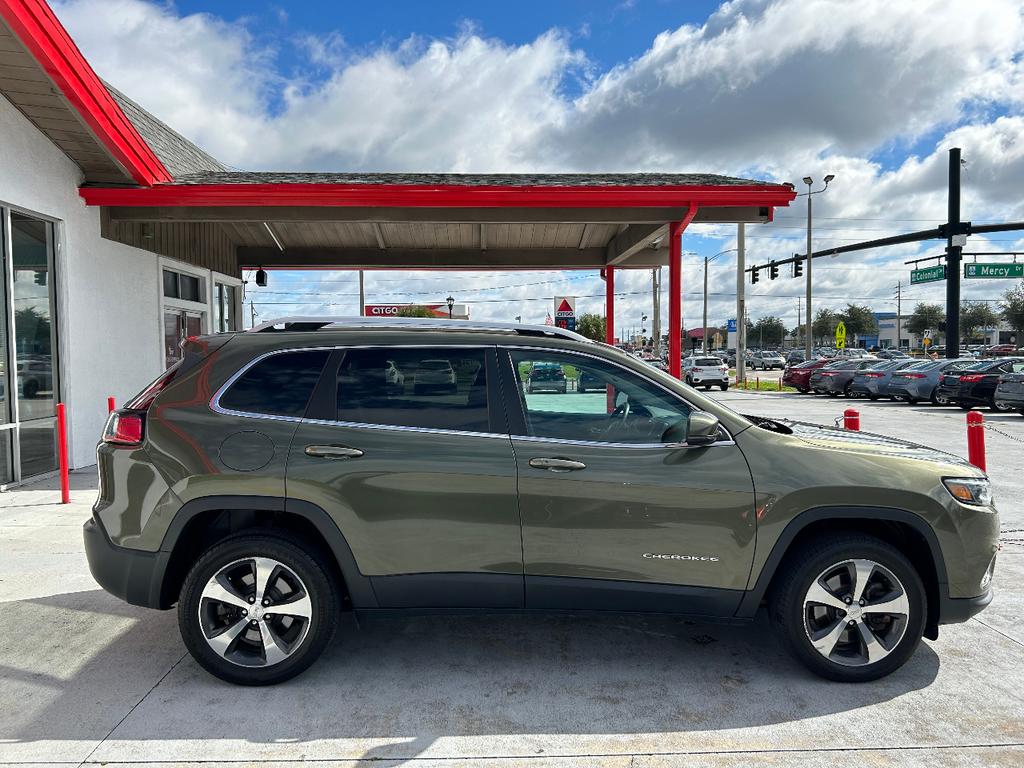 used 2019 Jeep Cherokee car, priced at $13,900