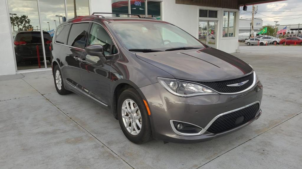 used 2020 Chrysler Pacifica car, priced at $14,590