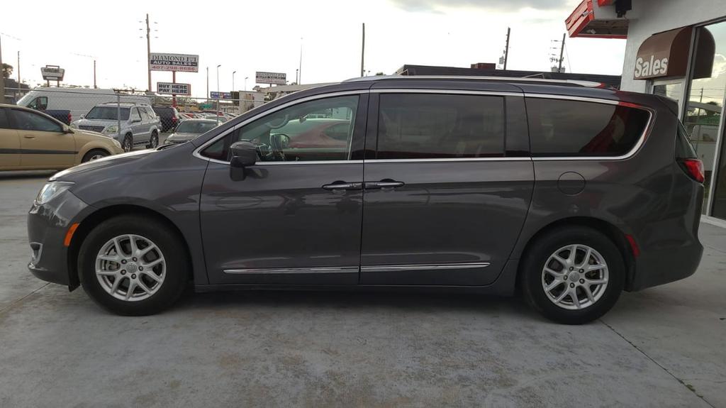 used 2020 Chrysler Pacifica car, priced at $14,590