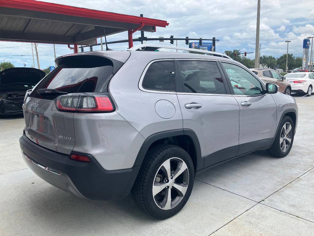 used 2019 Jeep Cherokee car, priced at $9,900