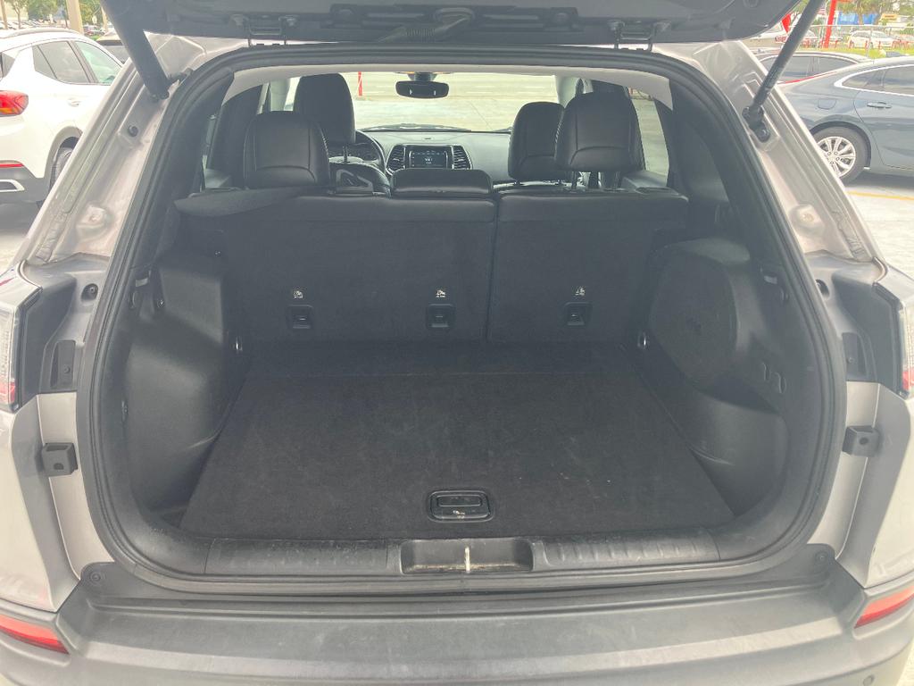 used 2019 Jeep Cherokee car, priced at $9,900