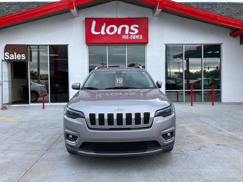 used 2019 Jeep Cherokee car, priced at $12,900