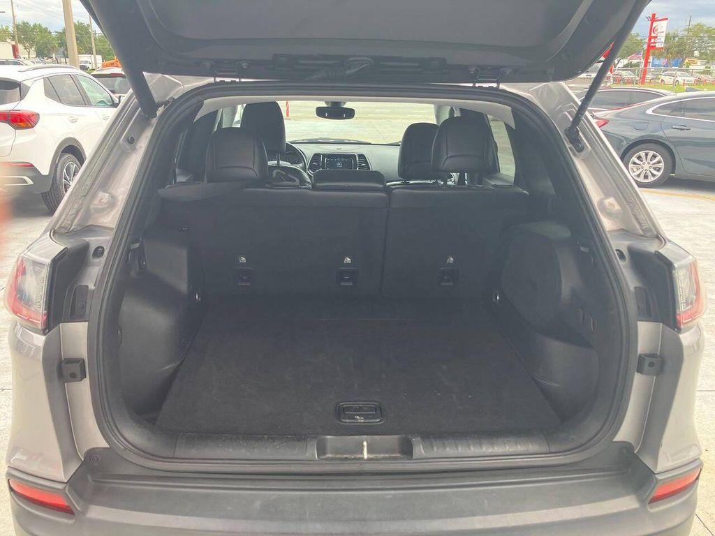 used 2019 Jeep Cherokee car, priced at $12,900