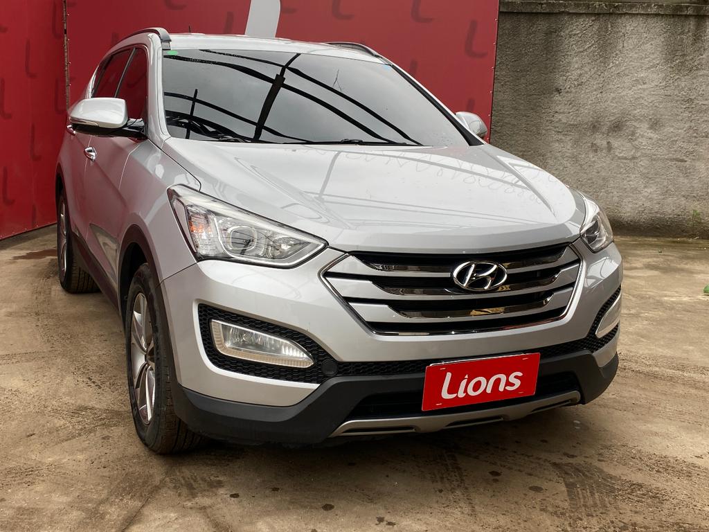 used 2015 Hyundai Santa Fe car, priced at $3,990