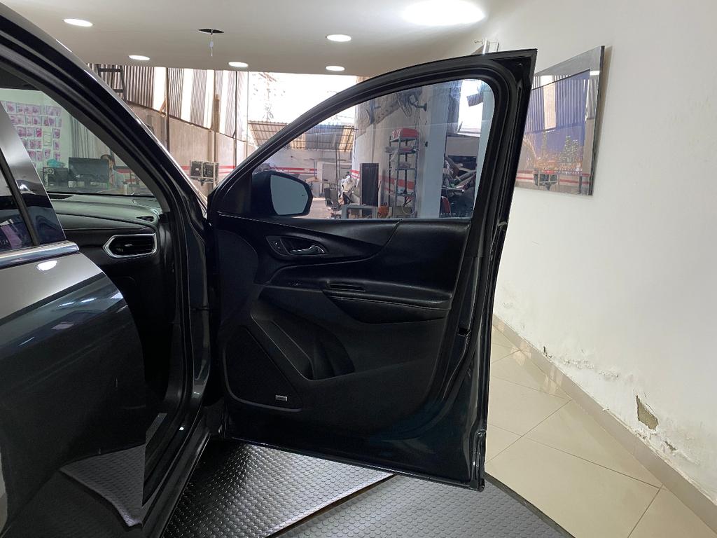 used 2019 Chevrolet Equinox car, priced at $6,290