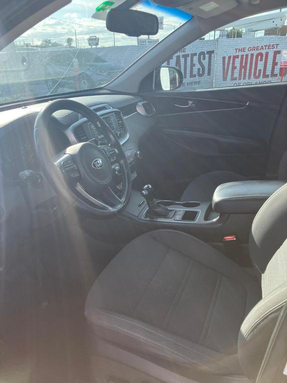 used 2016 Kia Sorento car, priced at $3,900