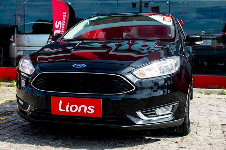 used 2018 Ford Focus car, priced at $3,890