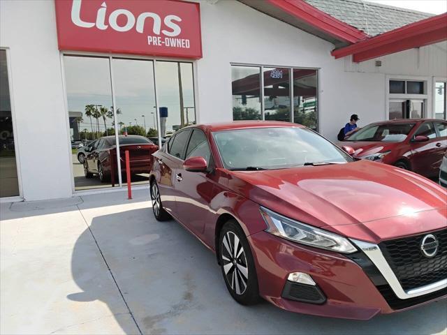 used 2022 Nissan Altima car, priced at $15,900