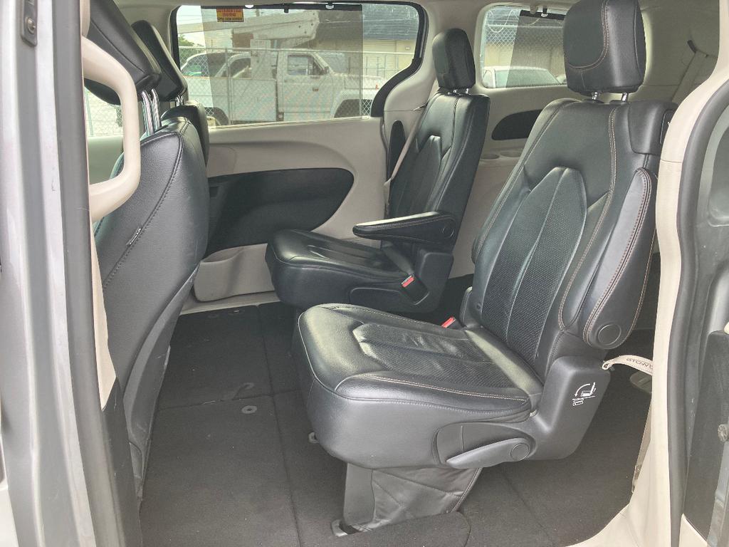 used 2019 Chrysler Pacifica car, priced at $9,390