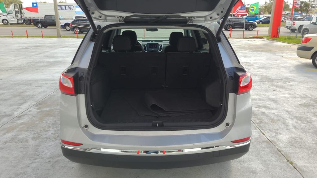 used 2021 Chevrolet Equinox car, priced at $15,900