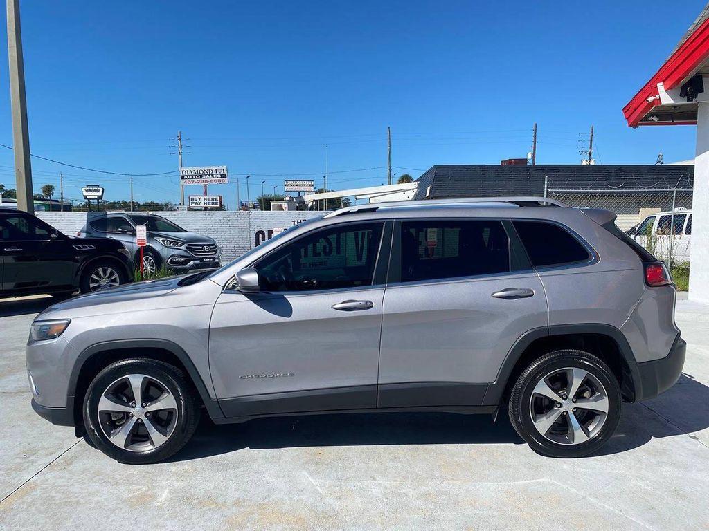 used 2019 Jeep Cherokee car, priced at $12,900