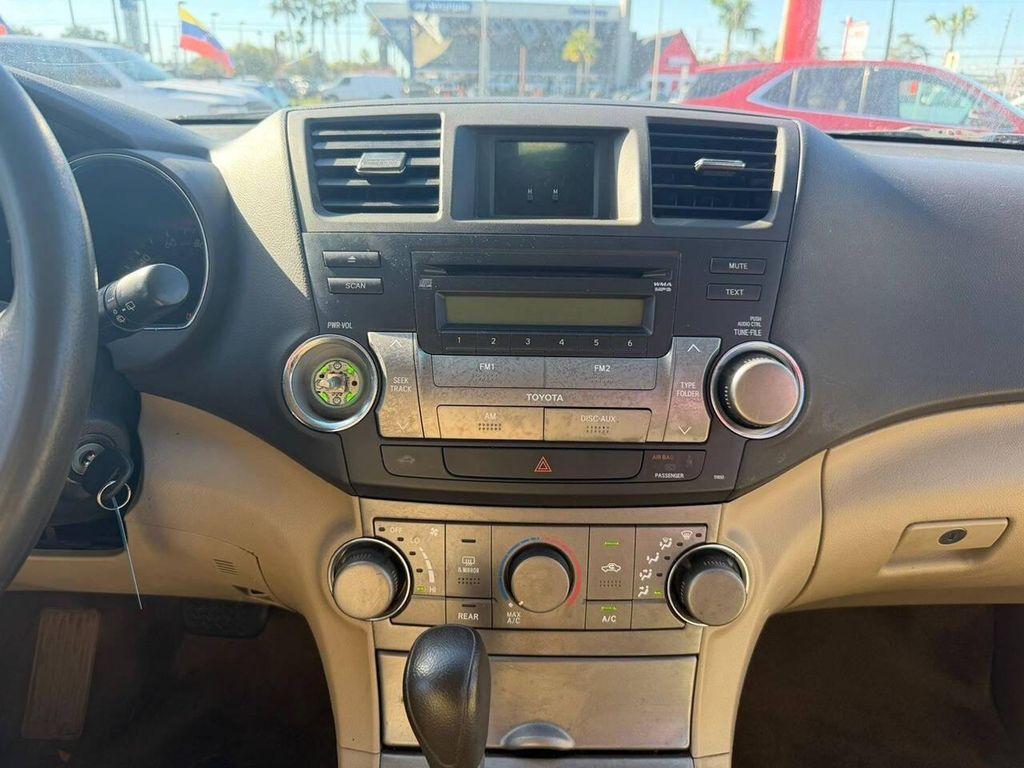used 2010 Toyota Highlander car, priced at $6,490