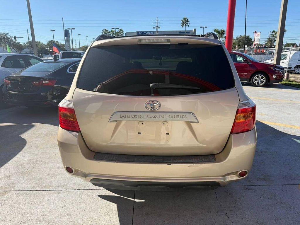 used 2010 Toyota Highlander car, priced at $6,490
