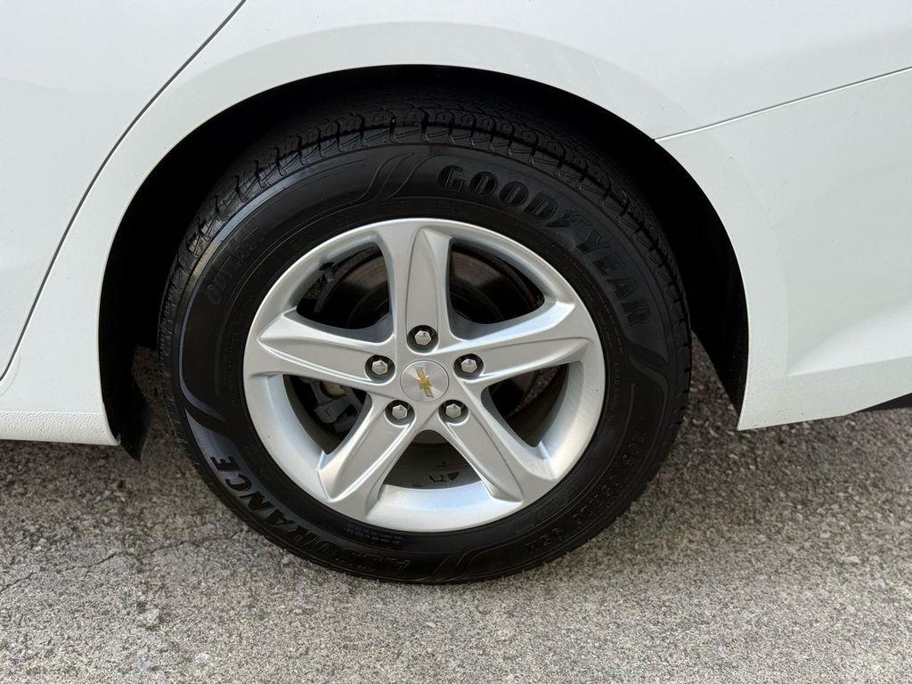 used 2021 Chevrolet Malibu car, priced at $13,649