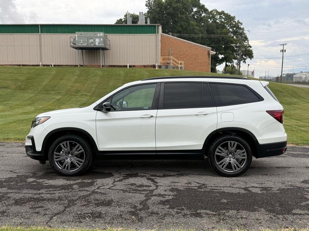 used 2022 Honda Pilot car, priced at $23,529