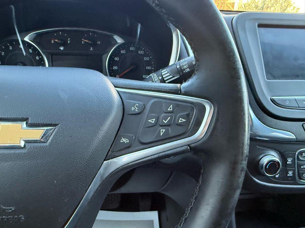 used 2023 Chevrolet Equinox car, priced at $14,800