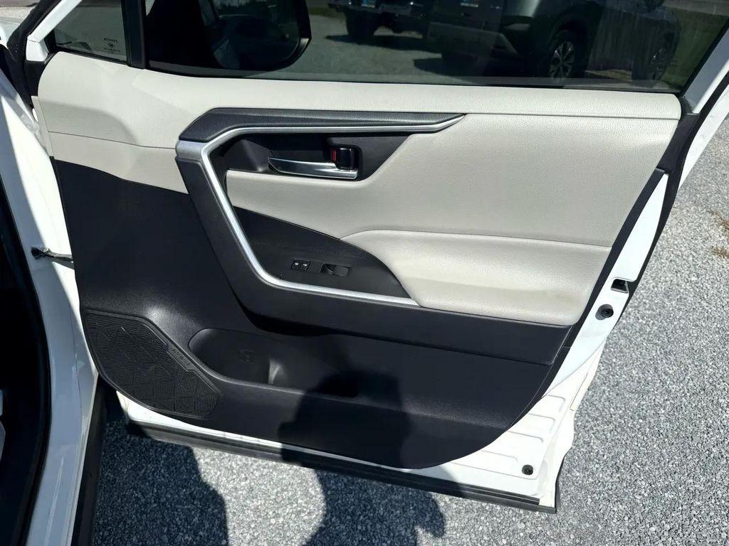 used 2021 Toyota RAV4 Hybrid car, priced at $25,637