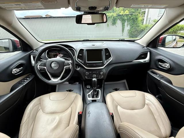used 2016 Jeep Cherokee car, priced at $10,402