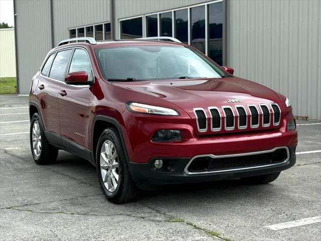 used 2016 Jeep Cherokee car, priced at $10,402