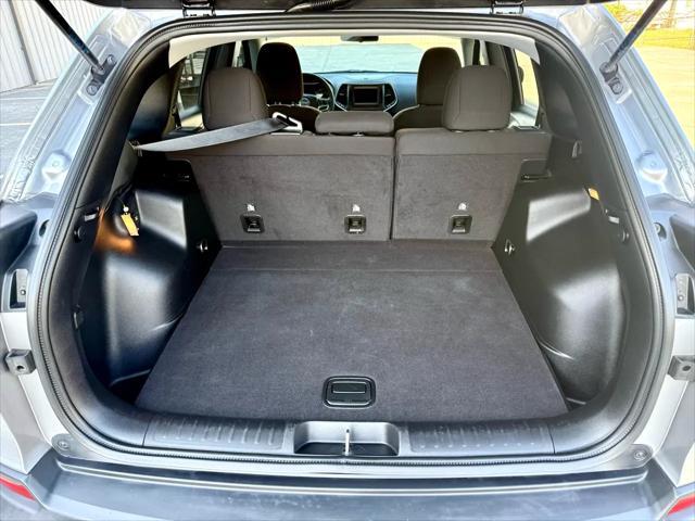 used 2019 Jeep Cherokee car, priced at $13,995