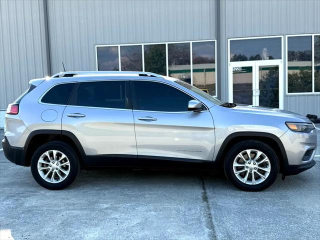 used 2019 Jeep Cherokee car, priced at $13,995