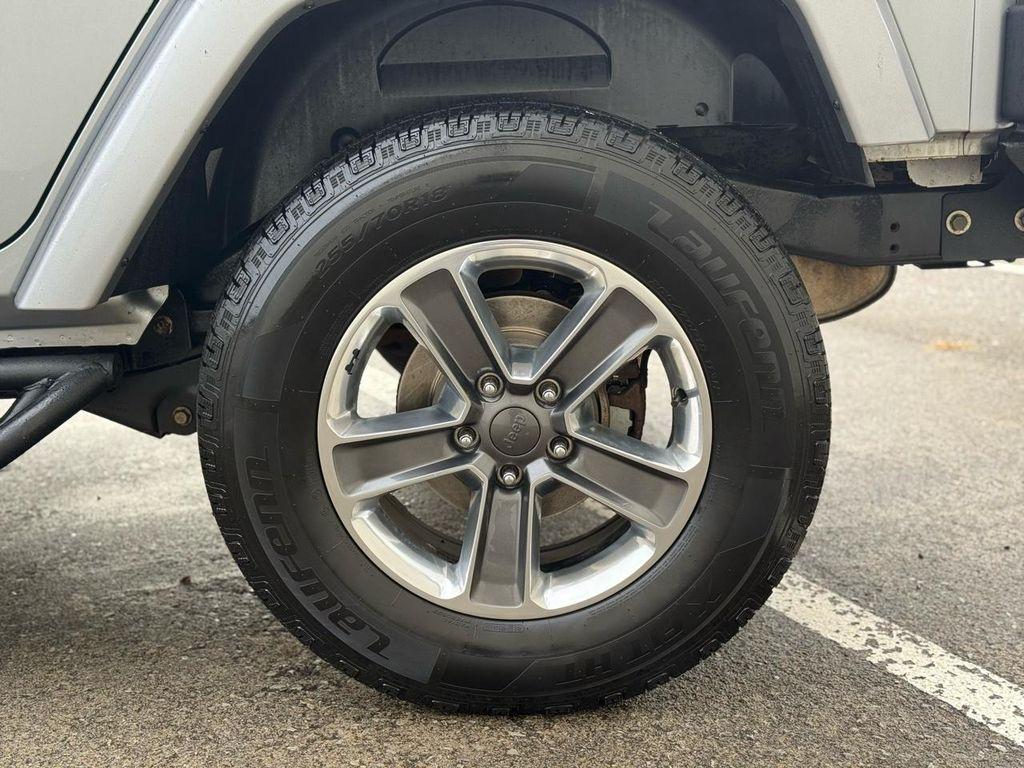 used 2015 Jeep Wrangler Unlimited car, priced at $16,898