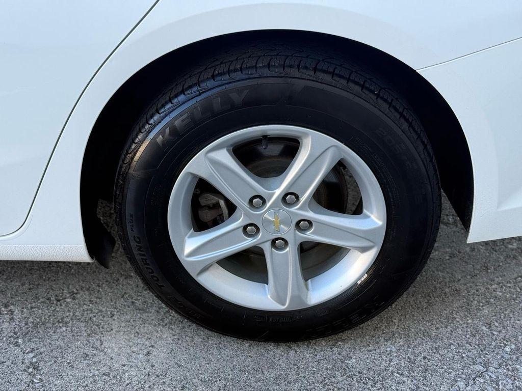 used 2022 Chevrolet Malibu car, priced at $13,702