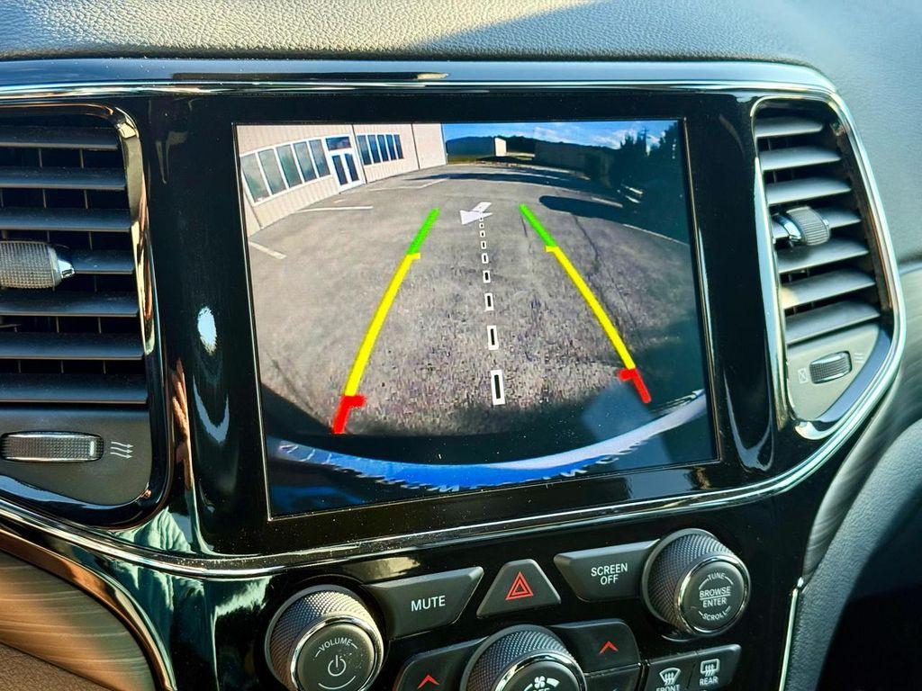 used 2021 Jeep Grand Cherokee car, priced at $19,498