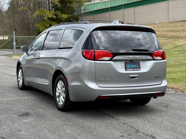 used 2017 Chrysler Pacifica car, priced at $12,995