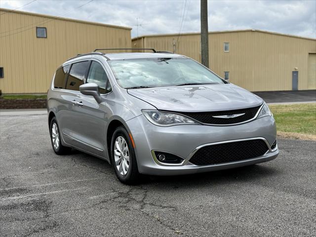 used 2017 Chrysler Pacifica car, priced at $12,995