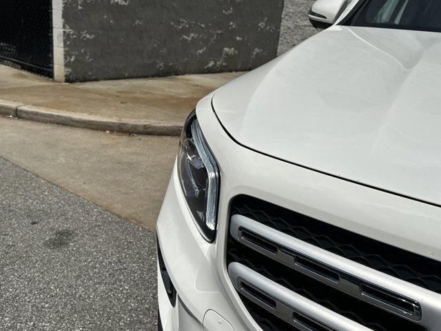 used 2021 Mercedes-Benz GLB 250 car, priced at $24,133