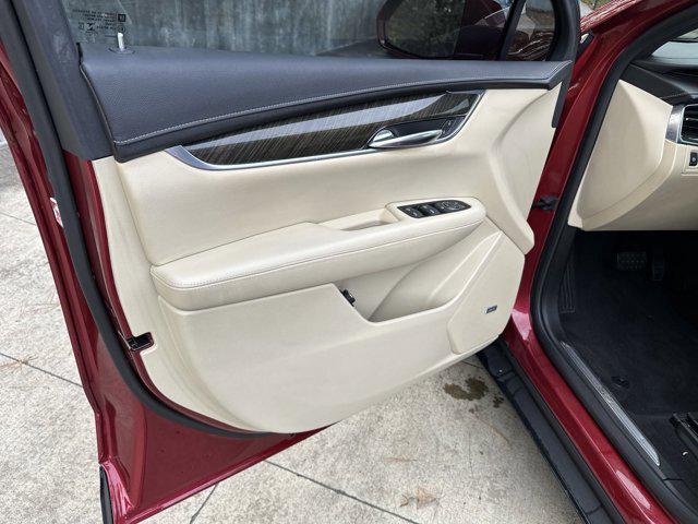 used 2019 Cadillac XT5 car, priced at $18,676